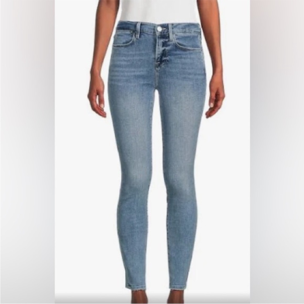 Frame Le High Skinny raw hem SZ 32